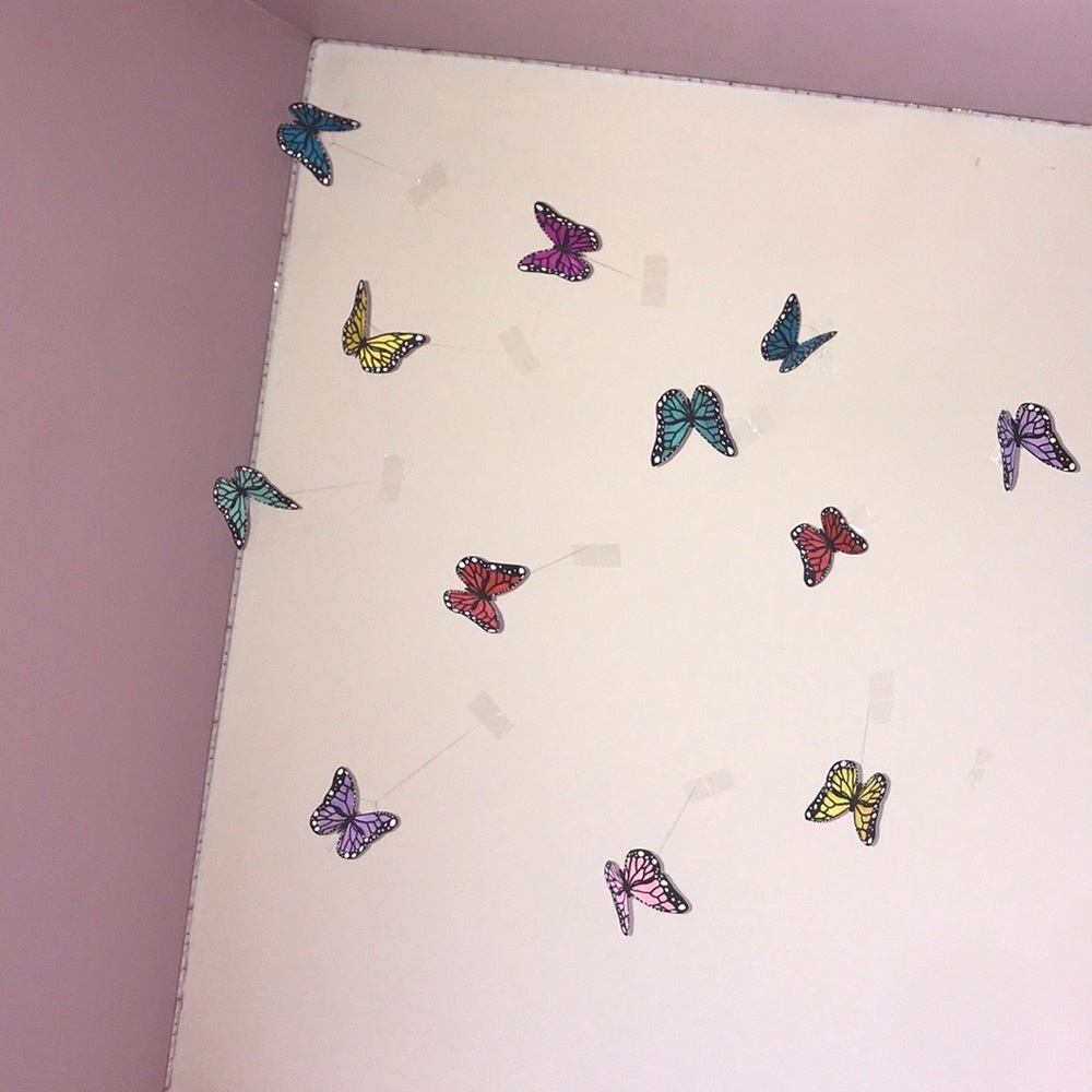 Hanging Butterfly Room Decor Set